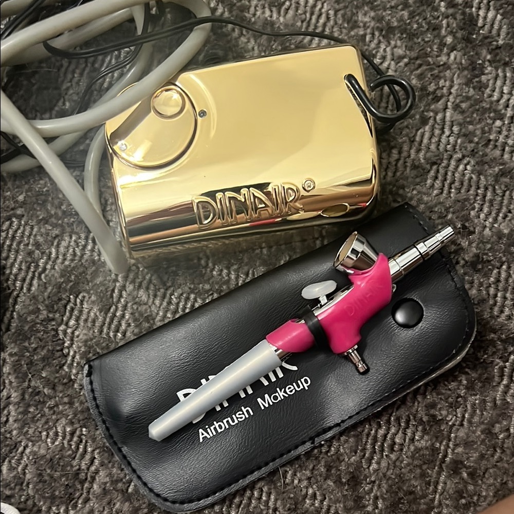 Dinair Gold Airbrush Makeup Kit